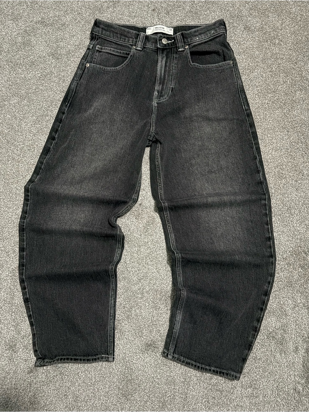 Hollister Men's Washed Black Relaxed Jeans